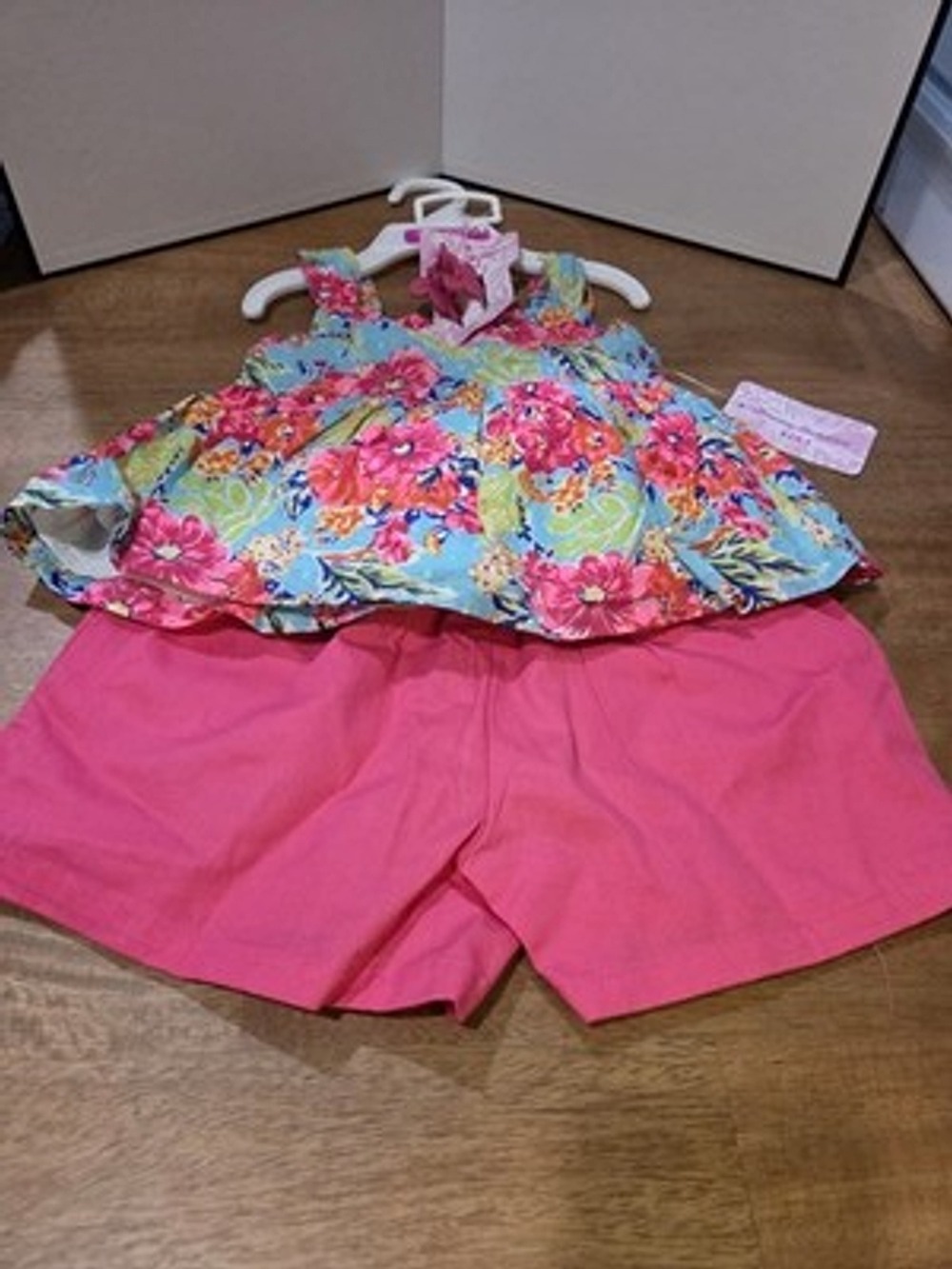 Tommy Bahama Kids 24 Mos 3pc Outfit Floral Top Pink Shorts Bow NWT